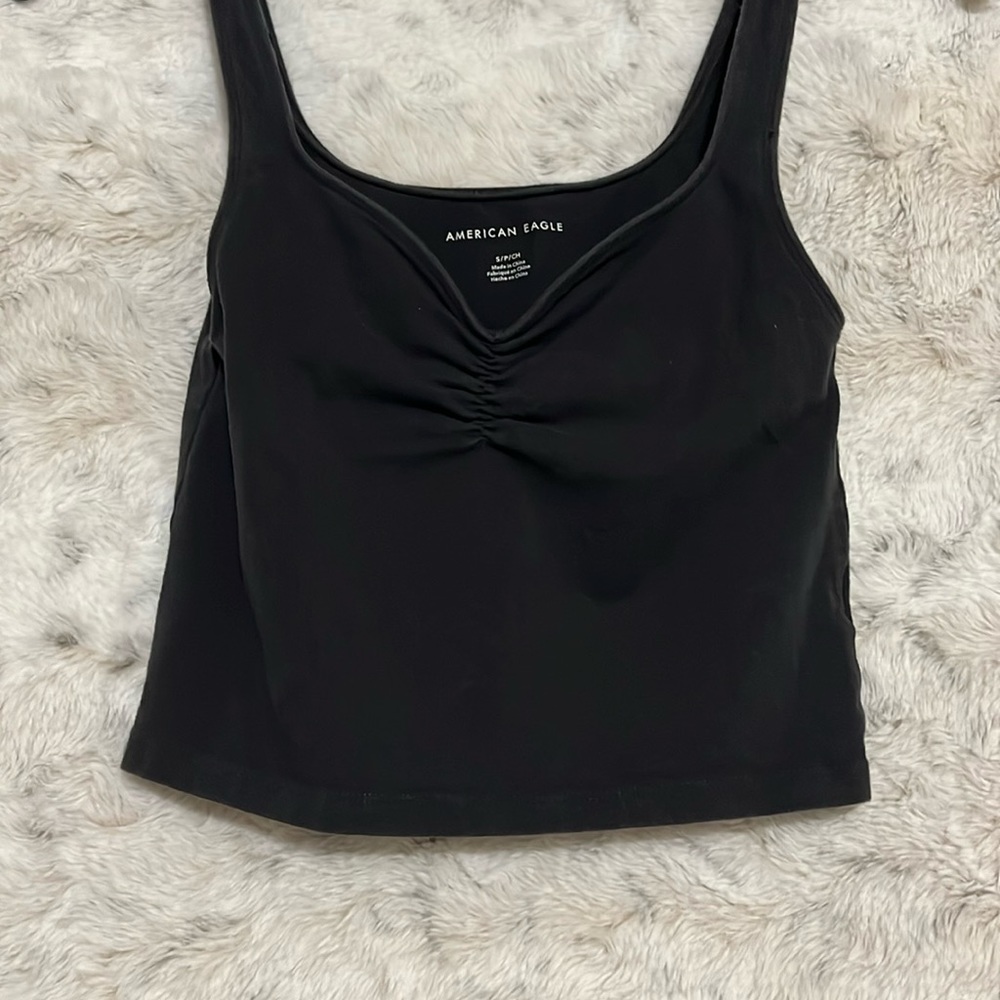 American Eagle cropped tank top